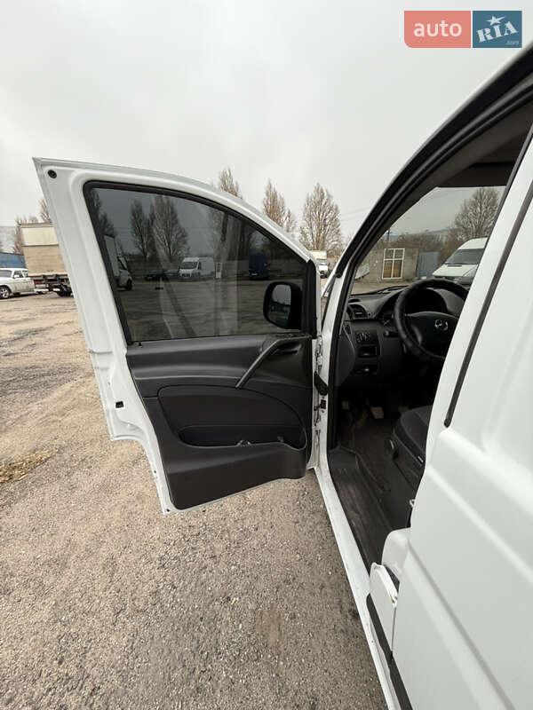 Грузовой фургон Mercedes-Benz Vito 2011 в Запорожье