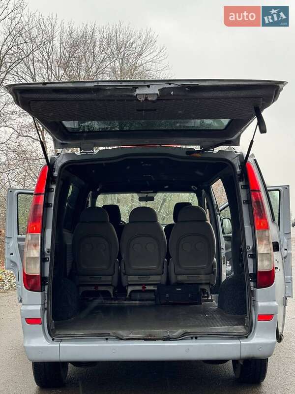 Минивэн Mercedes-Benz Vito 2004 в Зборове