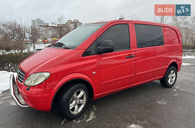 Вантажопасажирський фургон Mercedes-Benz Vito 2005 в Києві