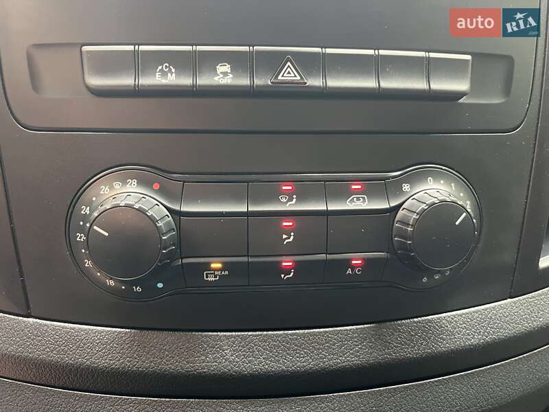 Мінівен Mercedes-Benz Vito 2015 в Івано-Франківську