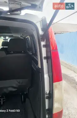 Mercedes-Benz Vito 2010