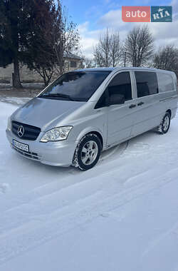 Вантажопасажирський фургон Mercedes-Benz Vito 2011 в Тернополі