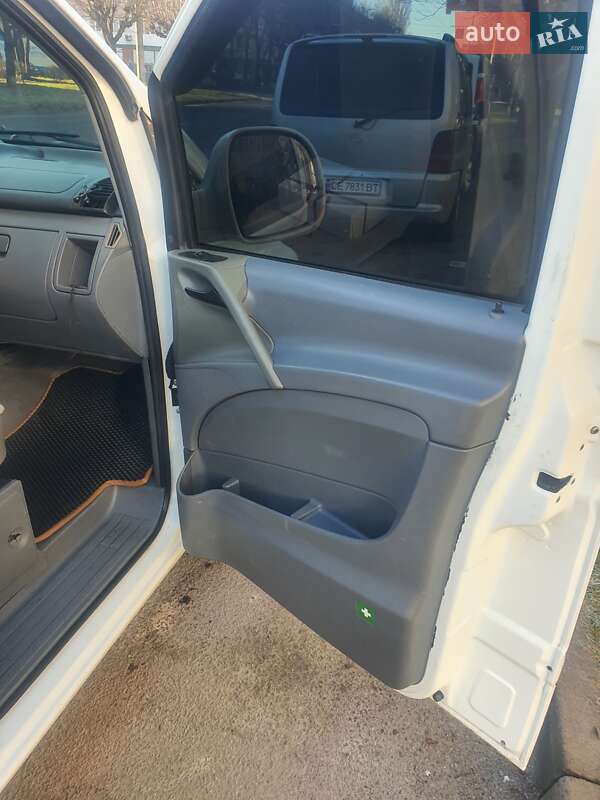 Мінівен Mercedes-Benz Vito 2005 в Чернівцях