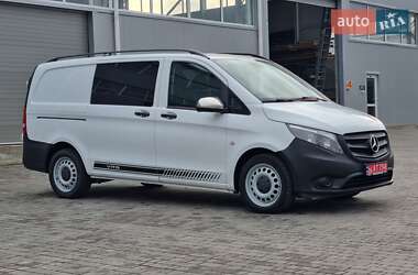 Мінівен Mercedes-Benz Vito 2016 в Житомирі