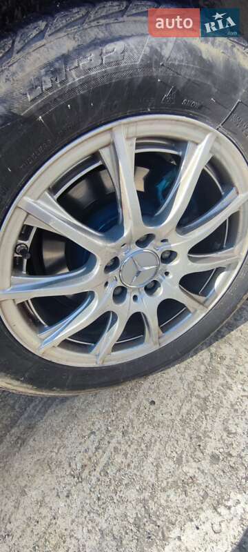 Минивэн Mercedes-Benz Vito 2005 в Иршаве