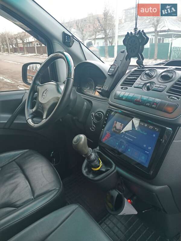 Минивэн Mercedes-Benz Vito 2010 в Черняхове
