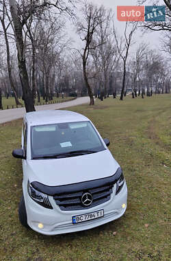 Минивэн Mercedes-Benz Vito 2020 в 