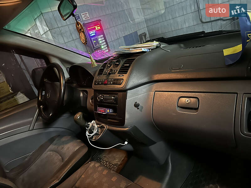 Грузовой фургон Mercedes-Benz Vito 2006 в Попельне