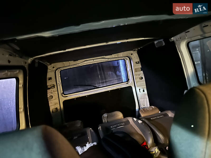 Грузовой фургон Mercedes-Benz Vito 2006 в Попельне