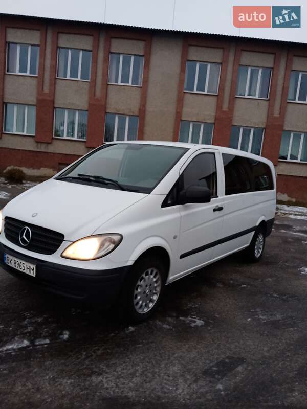 Минивэн Mercedes-Benz Vito 2010 в Дубровице