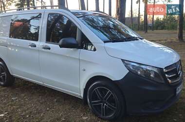 Вантажний фургон Mercedes-Benz Vito 2016 в Олевську