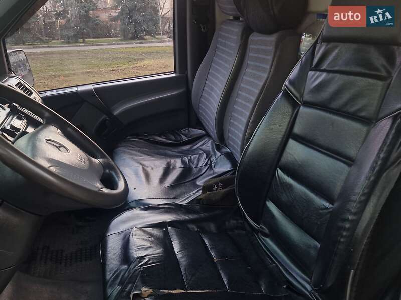 Минивэн Mercedes-Benz Vito 2000 в Николаеве