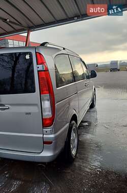 Минивэн Mercedes-Benz Vito 2004 в Новоселице