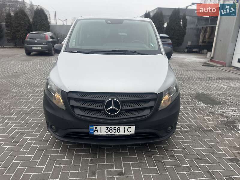 Минивэн Mercedes-Benz Vito 2016 в Киеве