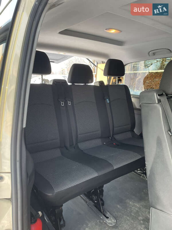 Минивэн Mercedes-Benz Vito 2011 в Вышкове