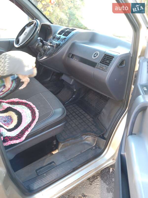 Минивэн Mercedes-Benz Vito 2003 в Кривом Роге