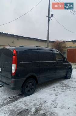 Грузовой фургон Mercedes-Benz Vito 2005 в Кременце