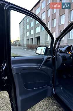 Мінівен Mercedes-Benz Vito 2014 в 