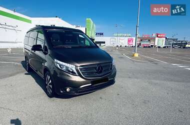 Минивэн Mercedes-Benz Vito 2019 в 