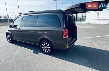 Минивэн Mercedes-Benz Vito 2019 в 