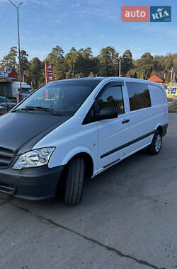 Вантажний фургон Mercedes-Benz Vito 2012 в 