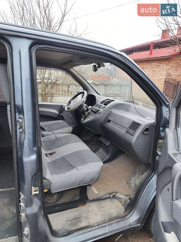 Мінівен Mercedes-Benz Vito 2000 в Чернівцях