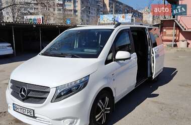Минивэн Mercedes-Benz Vito 2017 в 