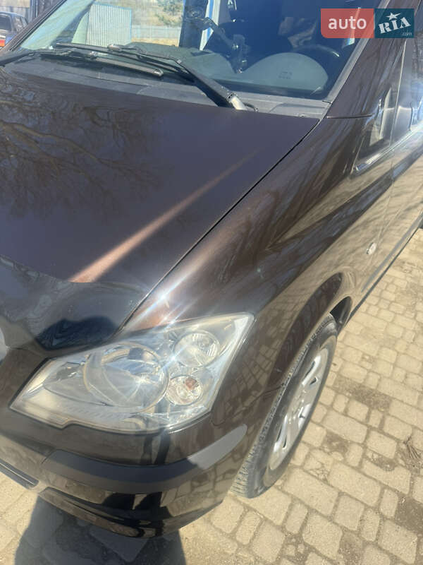 Минивэн Mercedes-Benz Vito 2011 в Черновцах