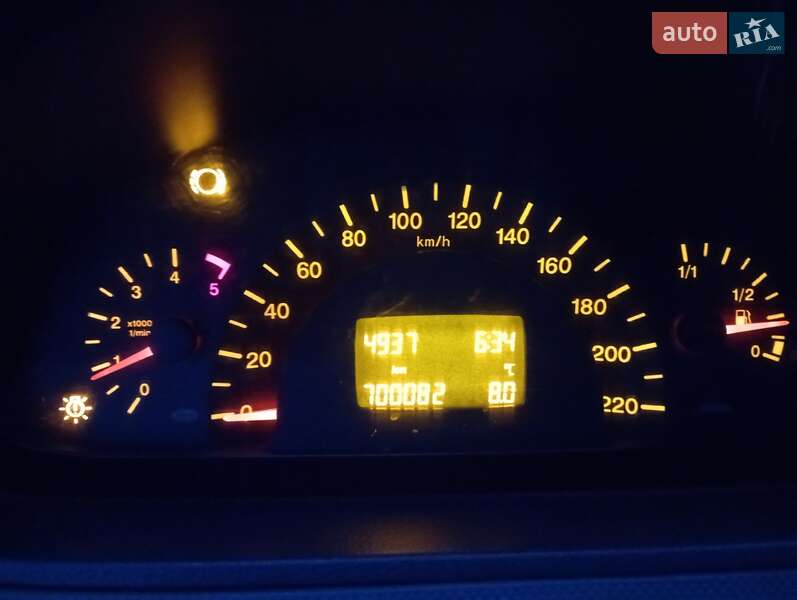Мінівен Mercedes-Benz Vito 2004 в Богуславі