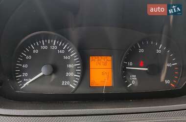Грузовой фургон Mercedes-Benz Vito 2013 в 