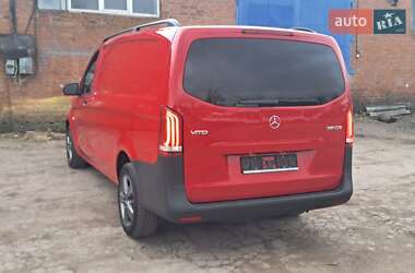 Грузовой фургон Mercedes-Benz Vito 2018 в 