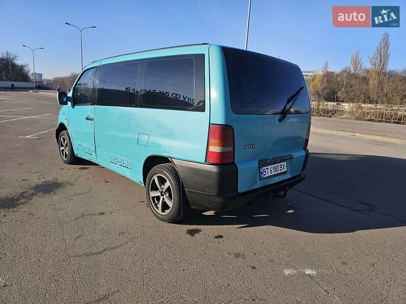 Вантажопасажирський фургон Mercedes-Benz Vito 1998 в Сумах