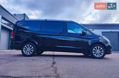 Минивэн Mercedes-Benz Vito 2021 в 