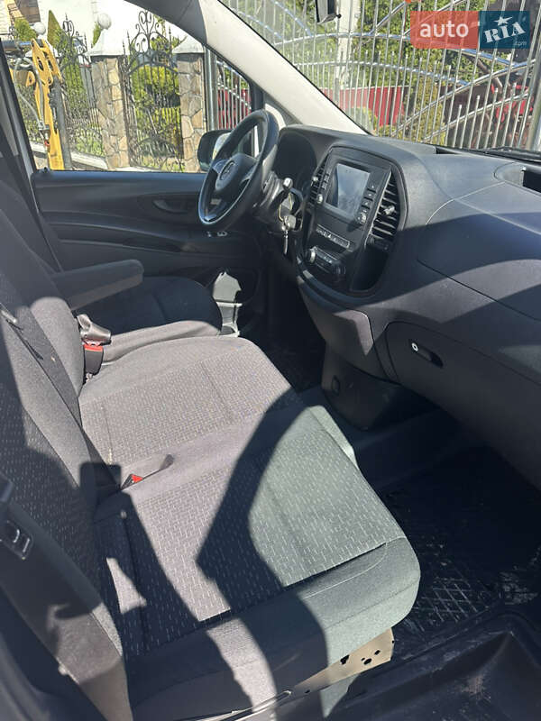 Вантажний фургон Mercedes-Benz Vito 2020 в Тячеві