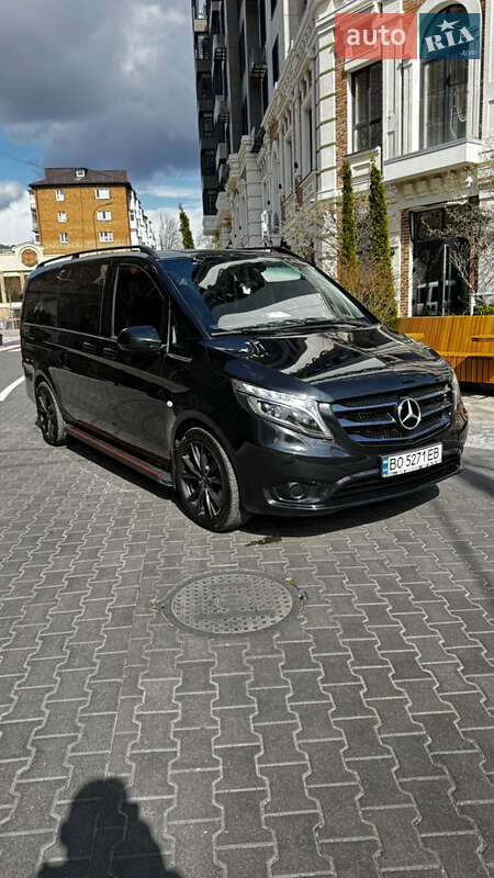 Минивэн Mercedes-Benz Vito 2017 в 