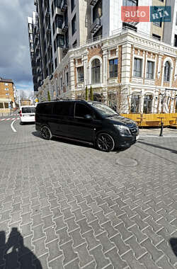 Минивэн Mercedes-Benz Vito 2017 в 