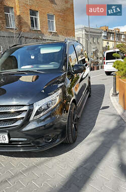 Минивэн Mercedes-Benz Vito 2017 в 