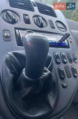 Минивэн Mercedes-Benz Vito 2003 в 