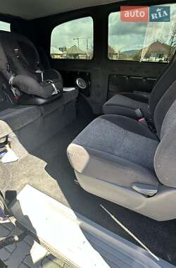 Минивэн Mercedes-Benz Vito 2004 в 