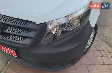 Грузовой фургон Mercedes-Benz Vito 2020 в 