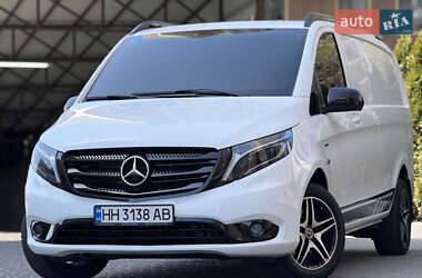 Грузовой фургон Mercedes-Benz Vito 2019 в 
