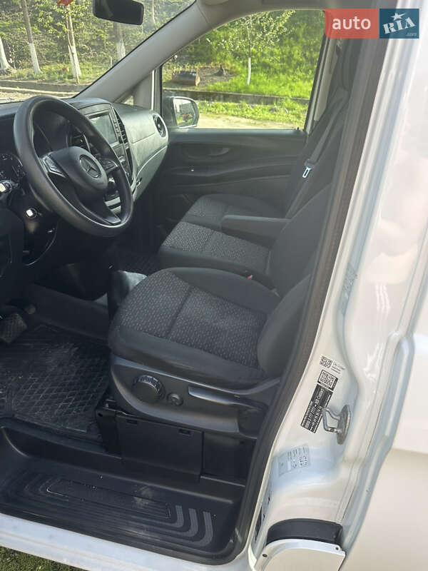 Вантажний фургон Mercedes-Benz Vito 2020 в Тячеві