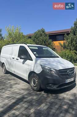 Вантажний фургон Mercedes-Benz Vito 2015 в Кременчуці