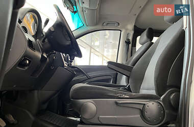 Минивэн Mercedes-Benz Vito 2010 в 