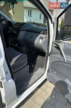 Мінівен Mercedes-Benz Vito 2004 в 