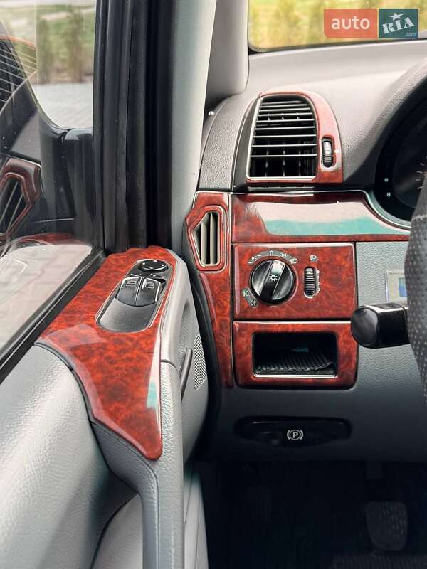 Минивэн Mercedes-Benz Vito 2004 в Новоднестровске