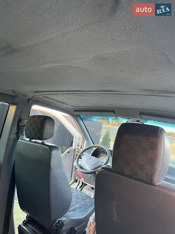 Минивэн Mercedes-Benz Vito 2003 в Обухове