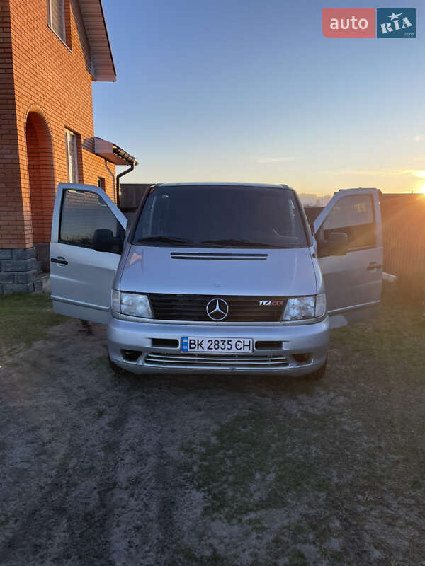 Минивэн Mercedes-Benz Vito 2003 в Обухове