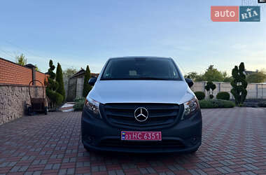 Грузовой фургон Mercedes-Benz Vito 2020 в 