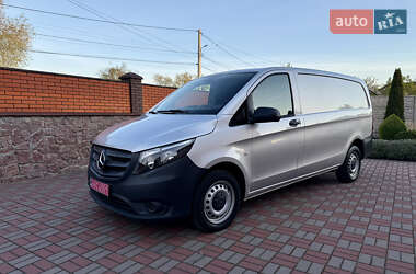 Грузовой фургон Mercedes-Benz Vito 2020 в 